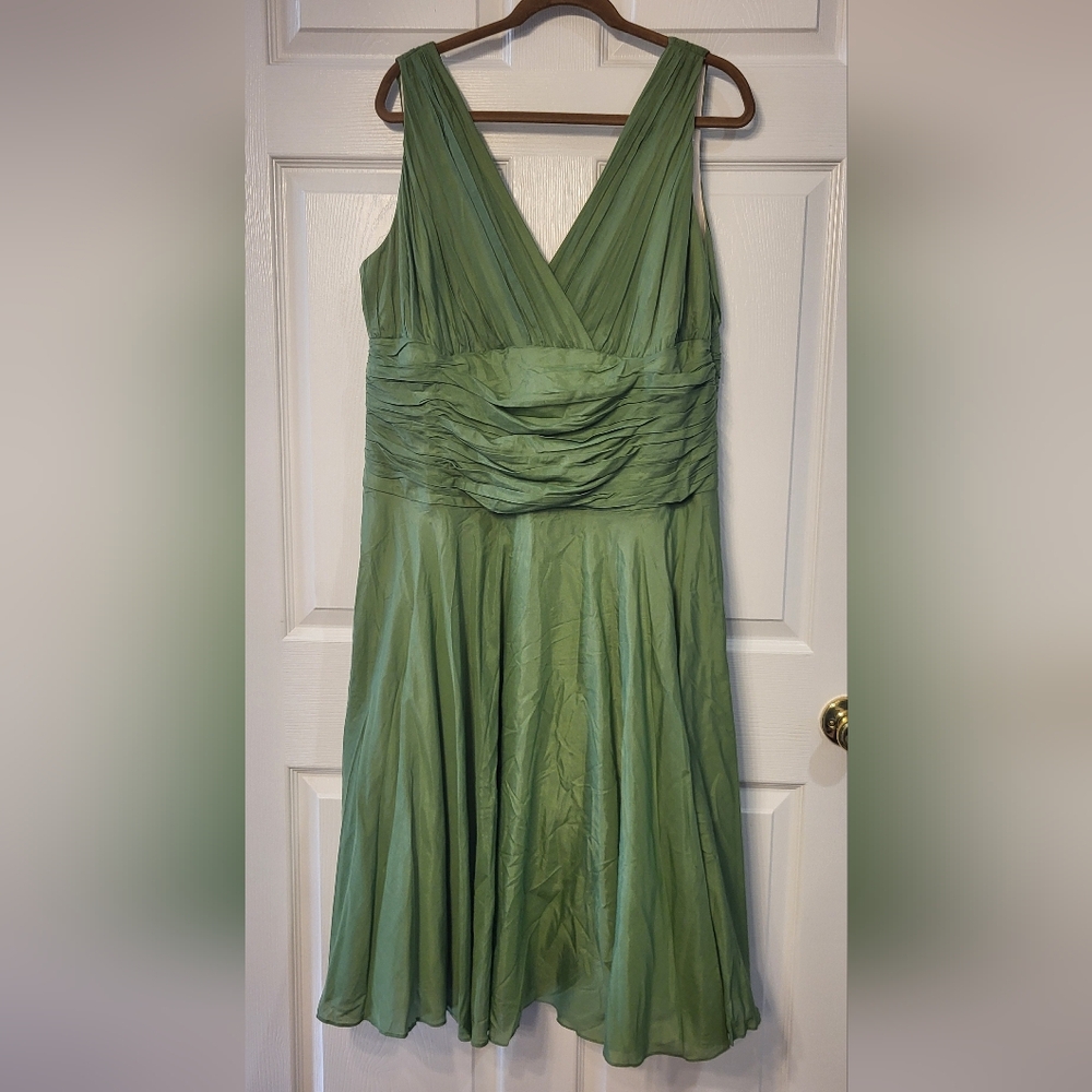 Monsoon Green Silk Blend Sleeveless Midi Camille Dress UK Size 20 Kentucky Derby